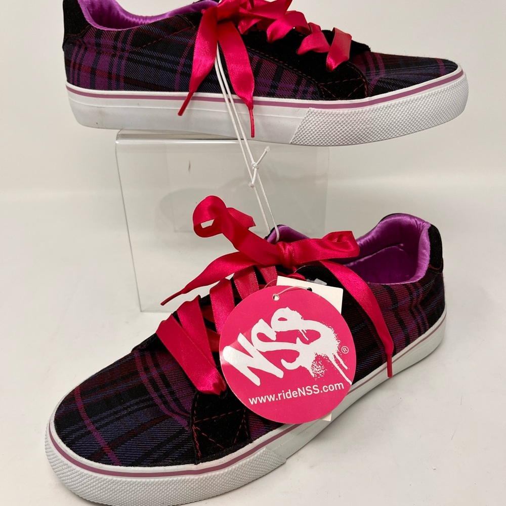 Kids Children Youths Girls RED/BLACK Shoes Sneakers with Ribbon Laces